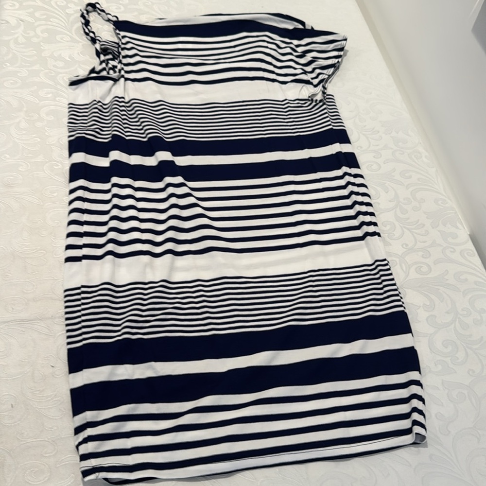 Trina Turk Stripe Shift Dress. Size Medium - Picture 11 of 13